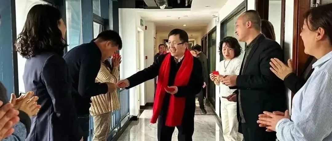 新春上班第一天！桂林旅股公司领导班子 走访慰问干部职工